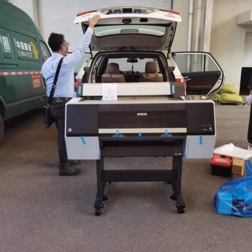 上市集團(tuán)公司，購(gòu)買菲林打印機(jī)一臺(tái)